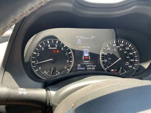 Used 2021 INFINITI Q50 Luxe RWD image 16