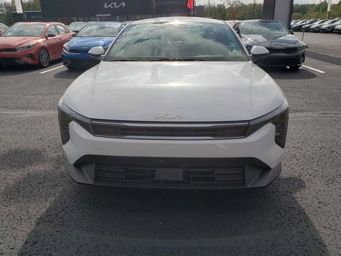 Certified 2025 Kia K4 FWD image 10