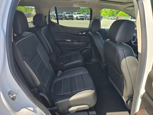 Certified 2023 GMC Acadia Denali w/ Denali Technology Package AWD/4WD image 31