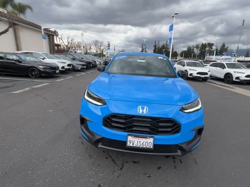 Certified 2026 Honda HR-V Sport image 3