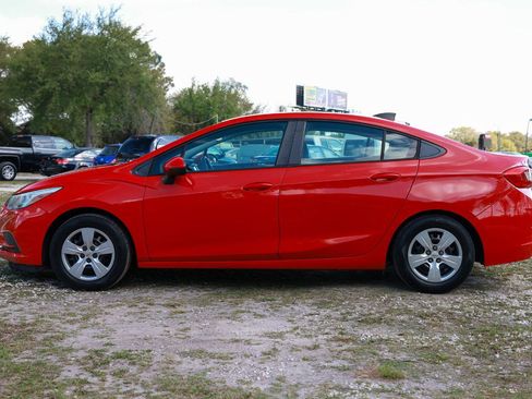 Used 2017 Chevrolet Cruze LS image 3