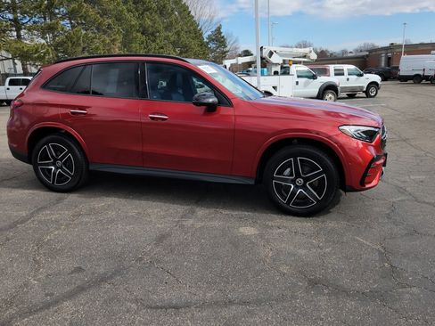 Used 2023 Mercedes-Benz GLC 300 4MATIC image 18