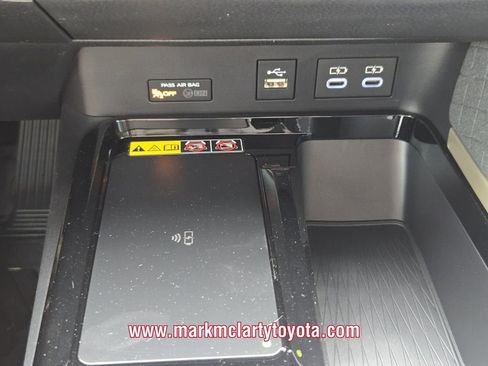 New 2026 Toyota Camry XLE FWD image 19