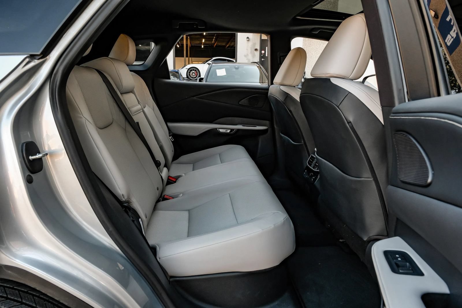Used 2023 Lexus RX 350 Premium w/ Accessory Package (Z1) FWD image 46