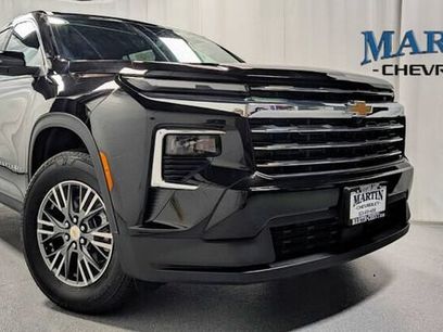 New 2027 Chevrolet Traverse LT w/ Driver Confidence Package