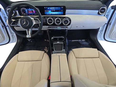 Certified 2026 Mercedes-Benz CLA 250 image 10