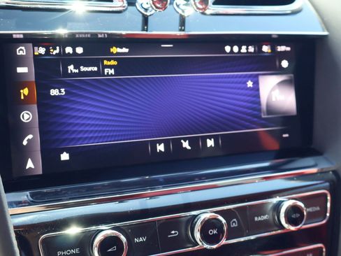 Certified 2023 Bentley Bentayga AWD/4WD image 17
