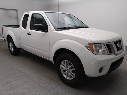 Used 2019 Nissan Frontier SV RWD image 11