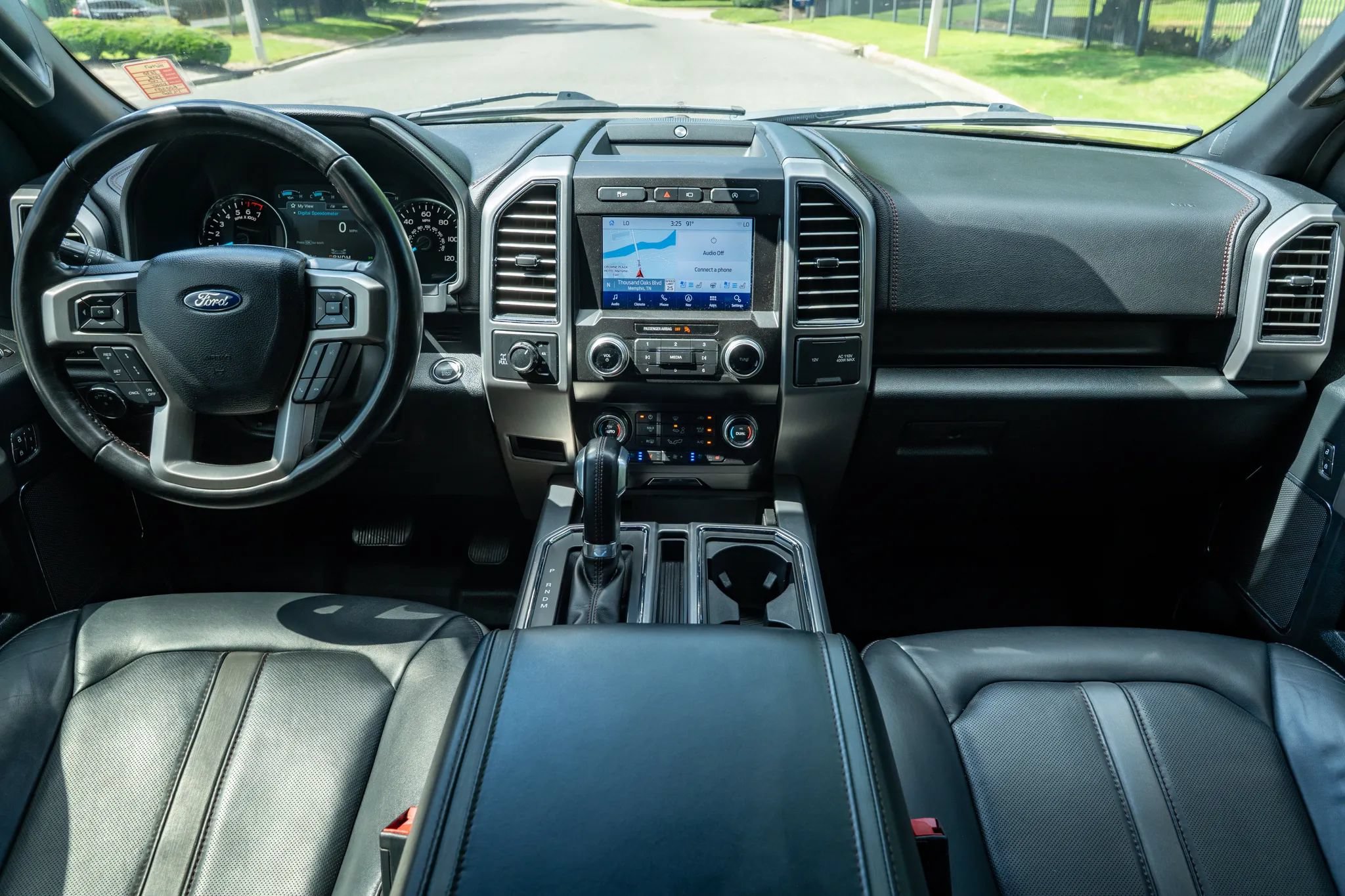 Used 2020 Ford F150 Platinum w/ Equipment Group 701A Luxury AWD/4WD image 16