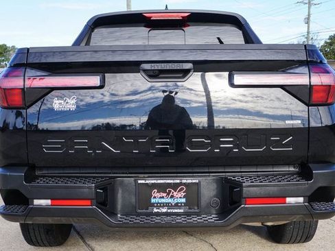 Used 2023 Hyundai Santa Cruz SEL w/ Activity Package image 6