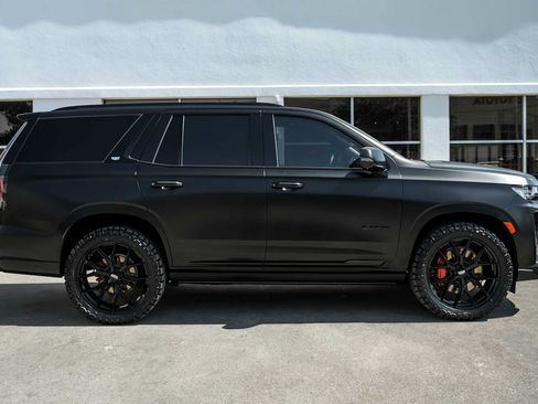 Used 2024 Cadillac Escalade V w/ LPO, ONYX Package AWD/4WD image 8
