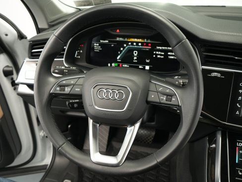 Used 2023 Audi Q7 3.0T Prestige AWD/4WD image 34