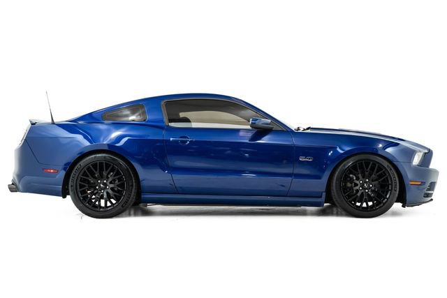 Used 2014 Ford Mustang GT RWD image 5