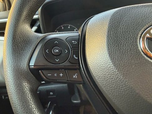 Used 2024 Toyota Corolla LE w/ LE Convenience Package image 28