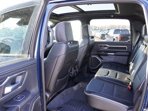 Used 2023 RAM 1500 Laramie AWD/4WD image 19