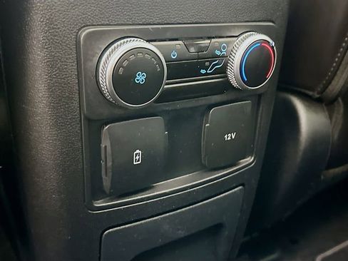 Used 2023 Ford Explorer XLT w/ Equipment Group 202A image 27