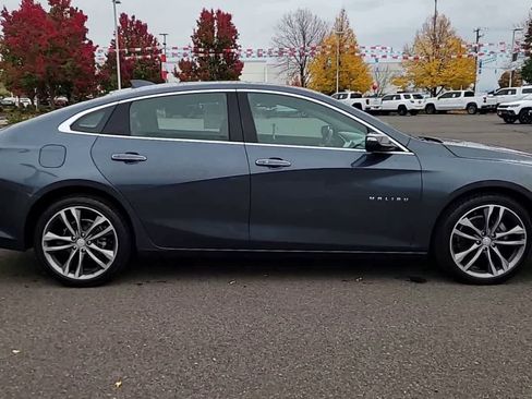 Used 2020 Chevrolet Malibu Premier image 9