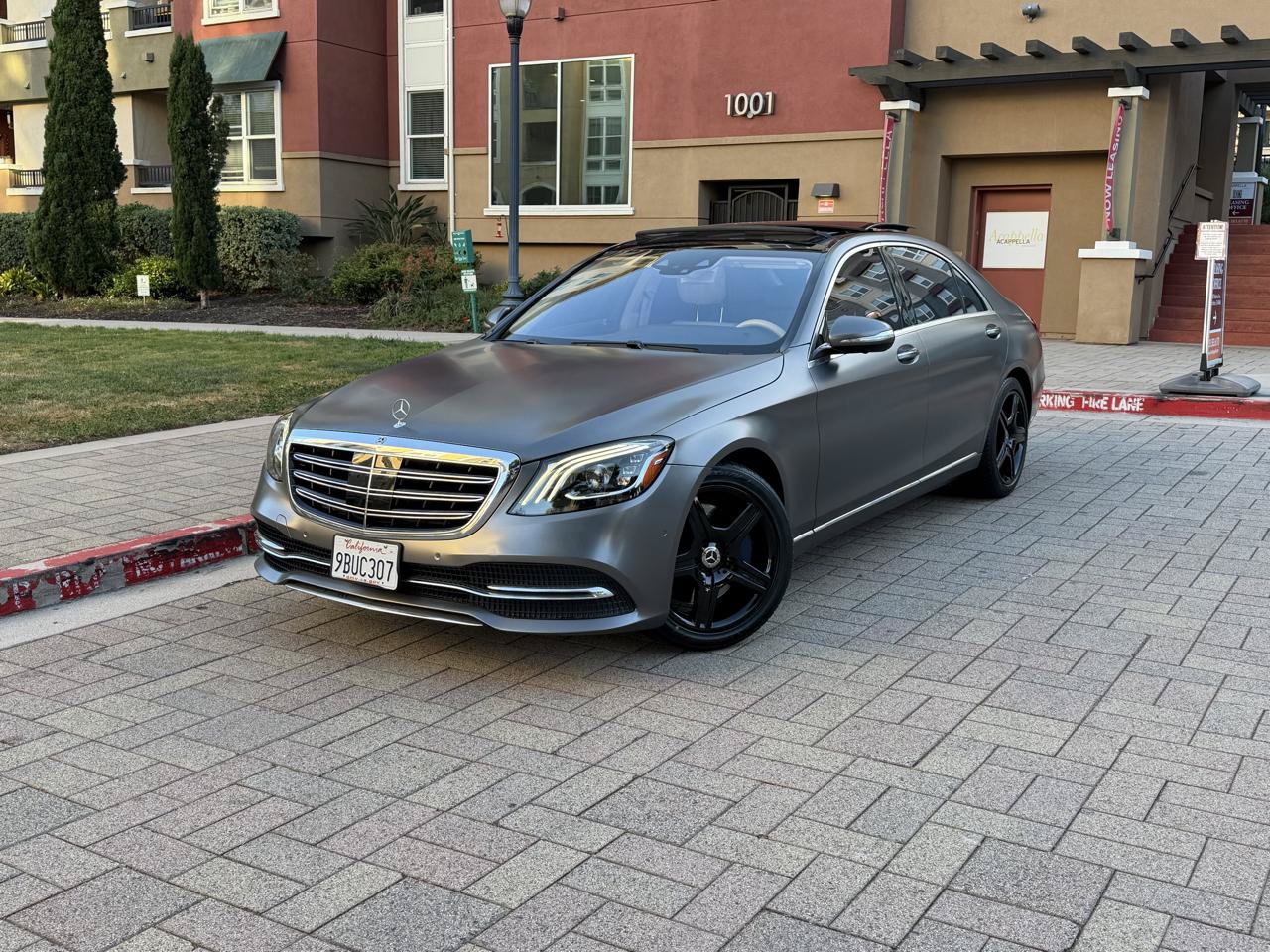 Used 2019 Mercedes-Benz S 560 Sedan image 1
