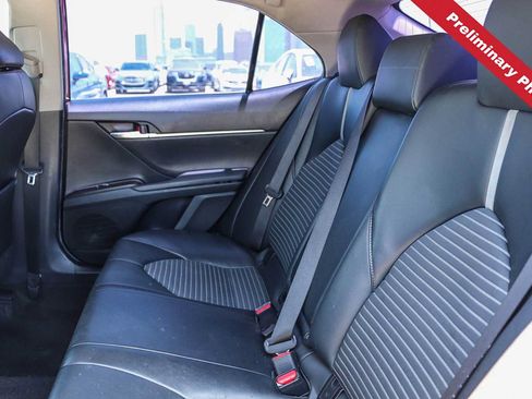 Used 2021 Toyota Camry SE FWD image 14