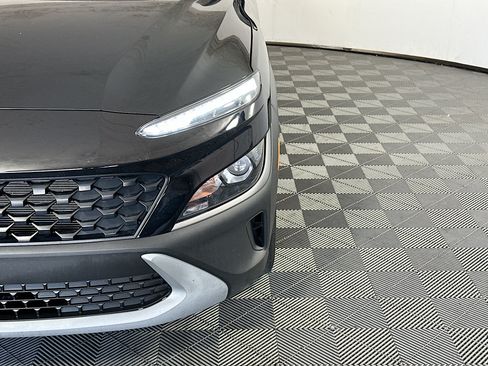 Used 2023 Hyundai Kona SEL FWD image 9