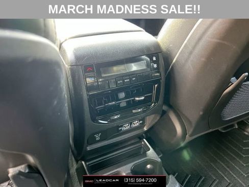 Used 2023 Jeep Grand Cherokee L Laredo image 22