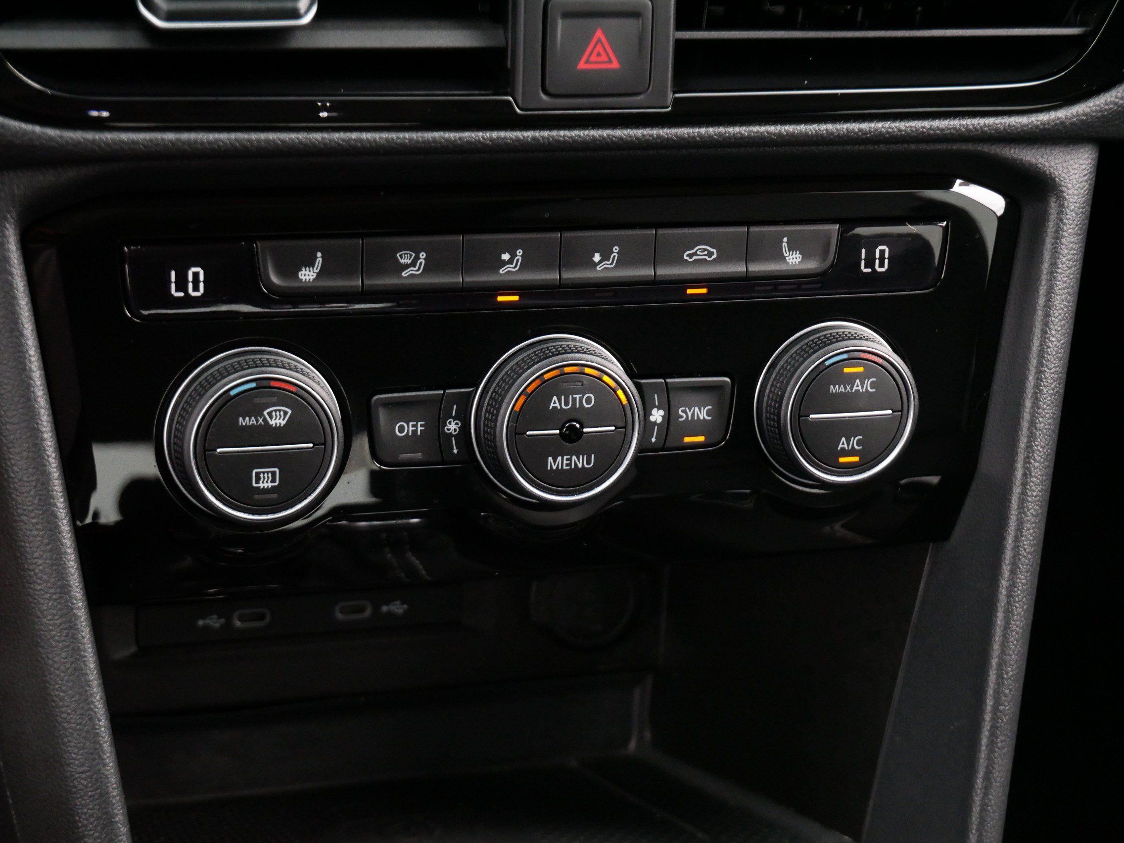 Certified 2023 Volkswagen Taos SEL AWD/4WD image 23
