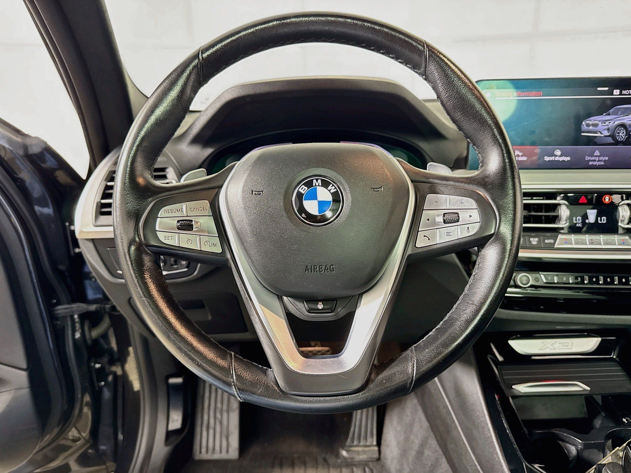Used 2022 BMW X3 xDrive30i w/ Premium Package 2 (ZPA) AWD/4WD image 16