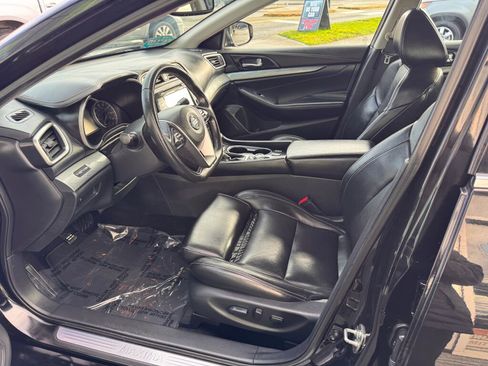 Used 2018 Nissan Maxima 3.5 SV image 14