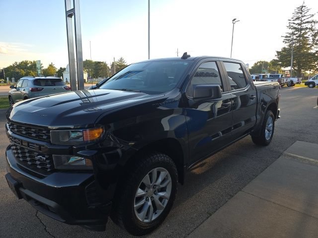 Used 2021 Chevrolet Silverado 1500 Custom w/ LPO, Dark Essentials Package AWD/4WD image 3