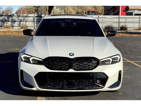 Used 2025 BMW M340i xDrive w/ Premium Package image 3