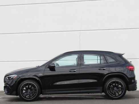 New 2025 Mercedes-Benz GLA 35 AMG 4MATIC image 4