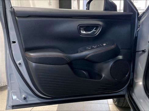 Used 2023 Honda HR-V Sport image 9