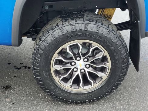 Used 2022 Chevrolet Colorado ZR2 image 7