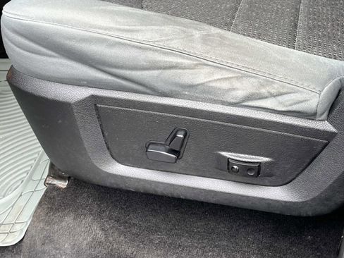 Used 2013 RAM 1500 Lone Star image 27