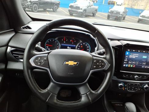 Used 2023 Chevrolet Traverse LT w/ LPO, Floor Liner Package image 15