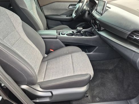 Used 2022 Nissan Rogue SV AWD/4WD image 25