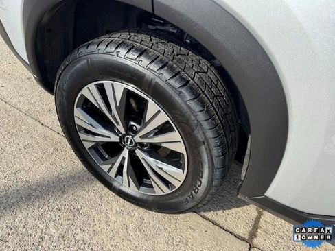 Used 2023 Nissan Rogue SV image 20