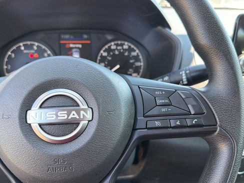 Used 2024 Nissan Altima 2.5 S FWD image 22