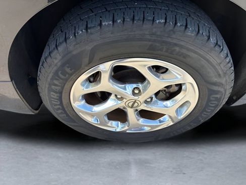 Used 2021 Chrysler Pacifica Limited w/ Premium & Safety Sphere Group AWD/4WD image 32