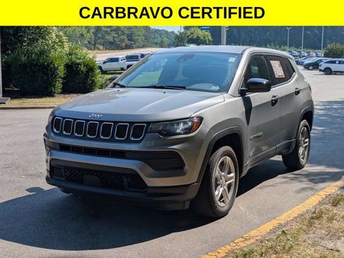 Used 2023 Jeep Compass Sport AWD/4WD image 5