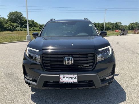 Certified 2024 Honda Passport Black Edition image 11