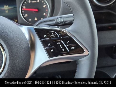 Used 2025 Mercedes-Benz Sprinter 2500 image 29