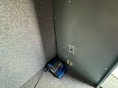 Used 2000 Ford E-350 and Econoline 350 Super Duty RWD image 20