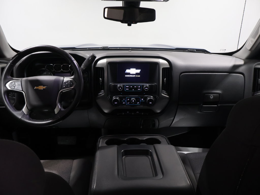 Used 2018 Chevrolet Silverado 1500 LT w/ LT Eassist Package AWD/4WD image 16