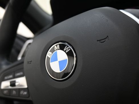 Used 2023 BMW 430i Convertible w/ Premium Package image 26