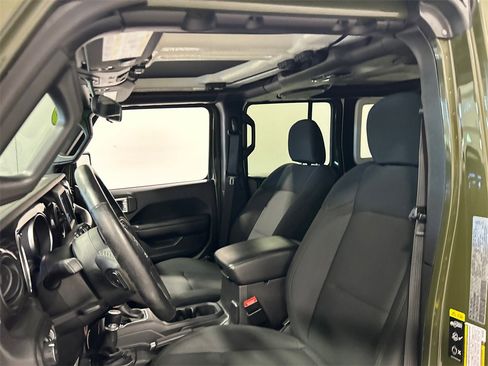 Used 2021 Jeep Wrangler Unlimited Sport image 15