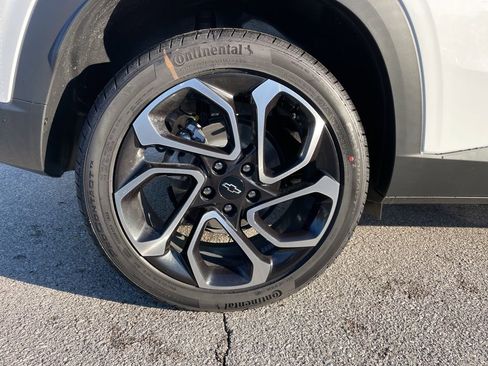 New 2026 Chevrolet Trax RS w/ Sunroof Package FWD image 52