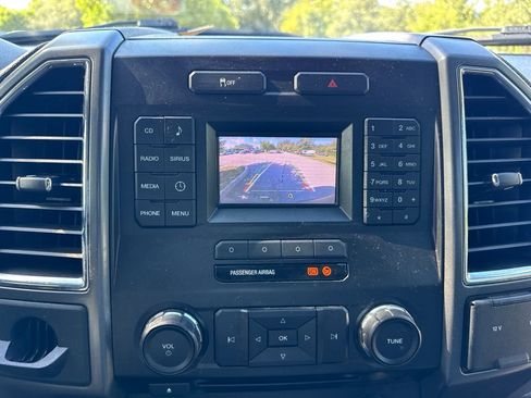 Used 2017 Ford F250 XLT AWD/4WD image 12