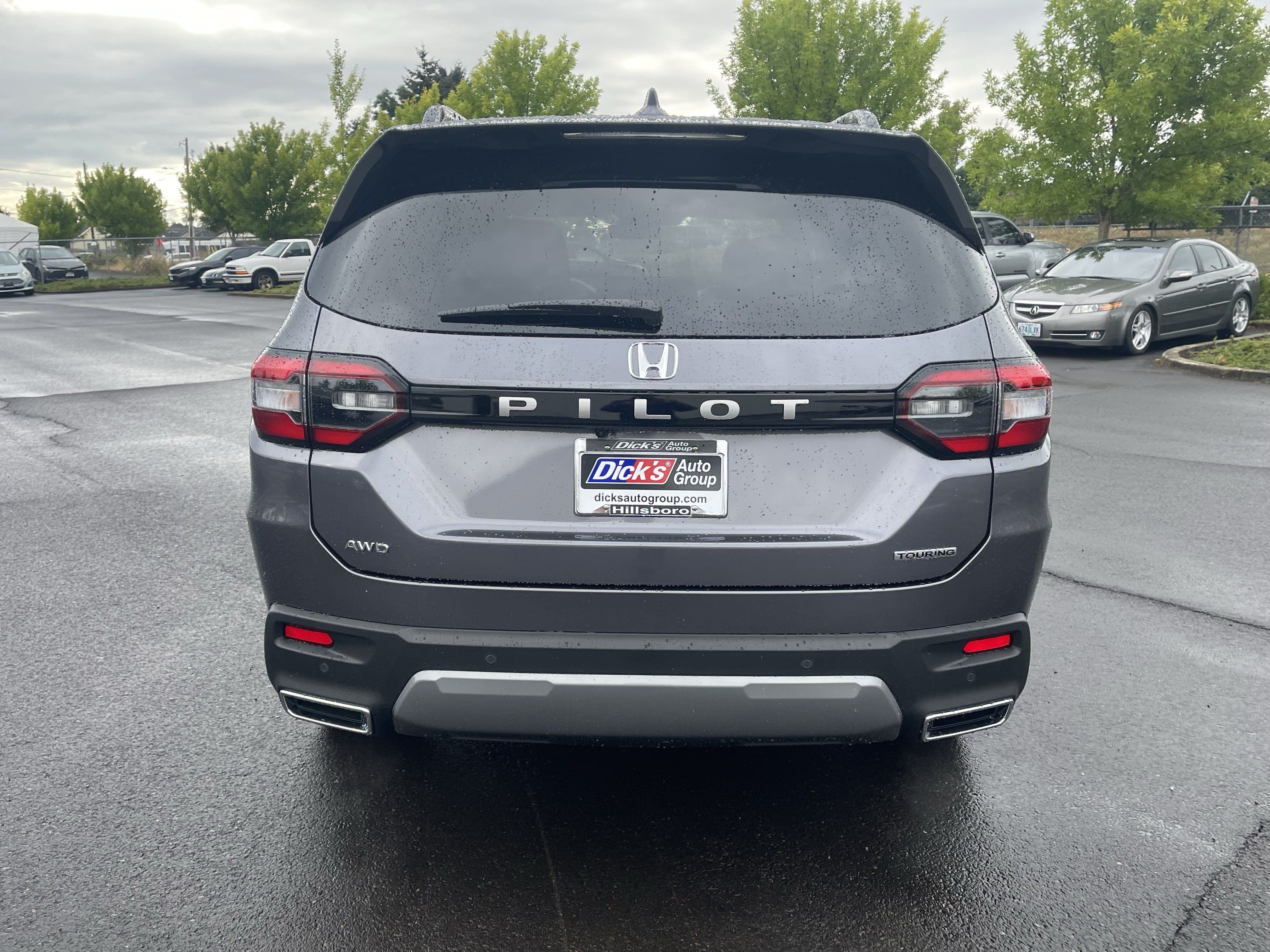 New 2026 Honda Pilot Touring image 4