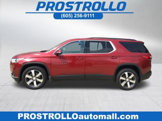 Used 2019 Chevrolet Traverse LT w/ LT Premium Package image 1